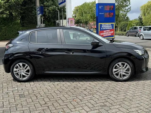 Peugeot 208 1.2 PureTech Blue Lease Allure 2020 Benzine 8