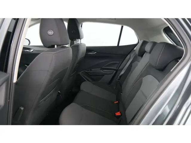 Škoda Fabia 1.0 TSI 95pk Selection 2024 Benzine 39