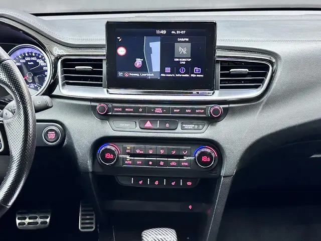 Kia ProCeed 1.6 T-GDI GT Bomvol! 204pk 2019 Benzine 13