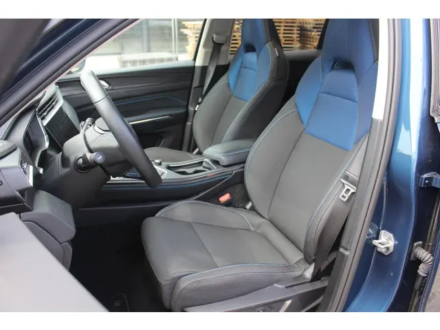 Lynk & Co 01 1.5 Schuifdak enz,enz, 2021 Hybride Benzine 19
