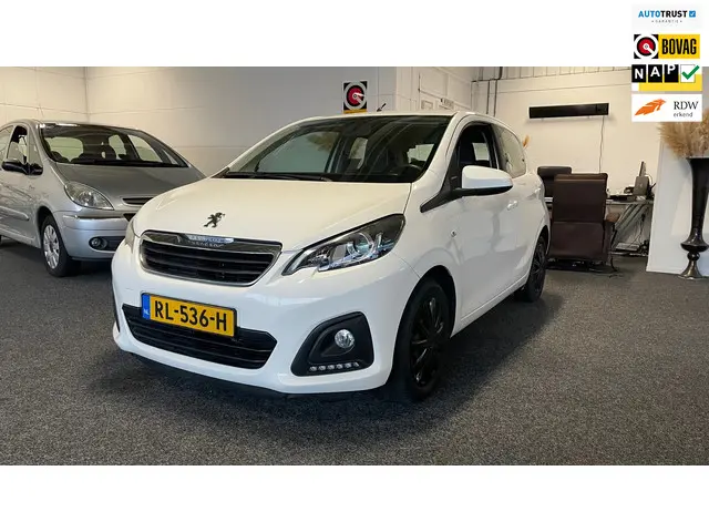 Peugeot 108 1.0 e-VTi Active, Airco, Carplay 2017 Benzine
