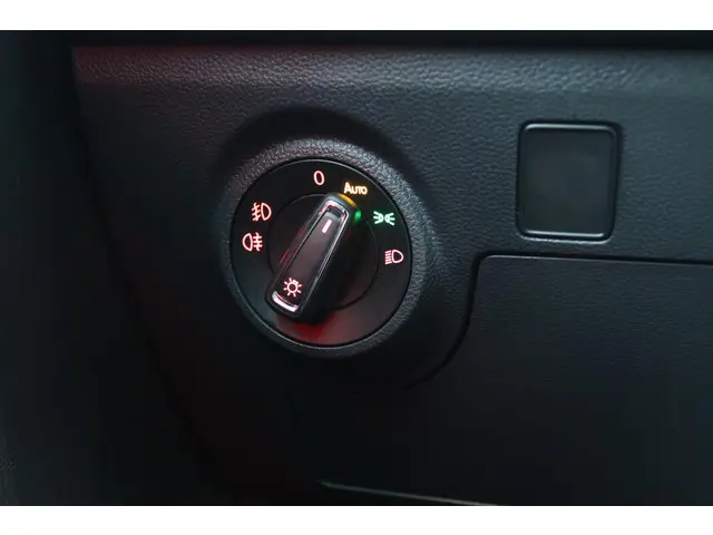 SEAT Ibiza 1.0 TSI FR BUSINESS INTENSE 2019 Benzine 24