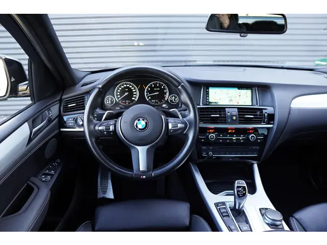 BMW X4 M40i High Executive 2018 Benzine 23