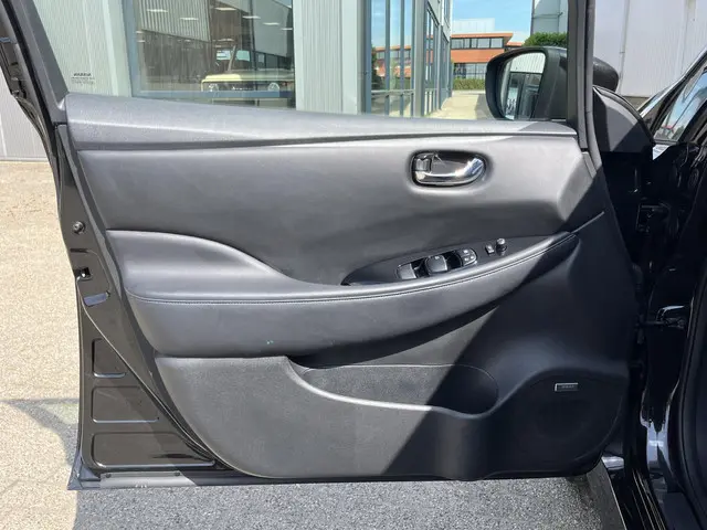 Nissan Leaf Tekna 40 kWh 2018 Elektrisch 15