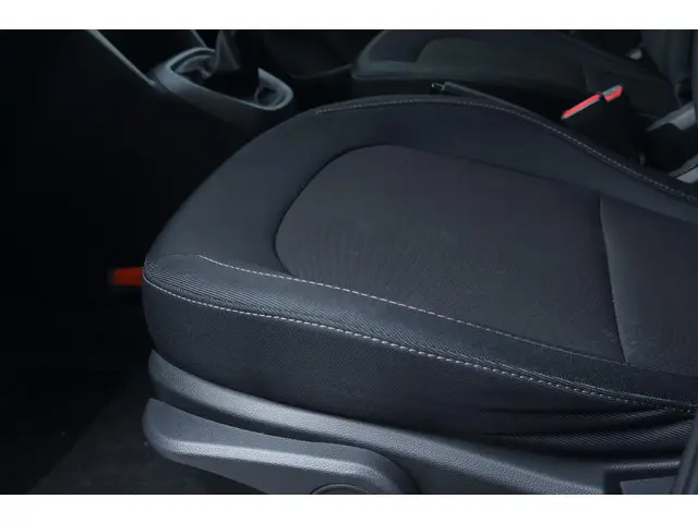 Hyundai i10 1.0i Comfort 2018 Benzine 11