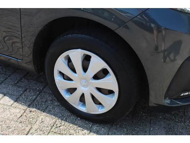 Peugeot 108 1.0 e-VTi Active//GEARBOX BROKEN!! 2018 Benzine 16
