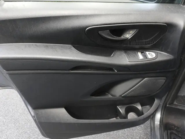 Mercedes-Benz Vito 114 CDI automaat Lang 2023 Diesel 18