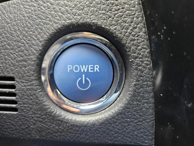 Toyota Auris 1.8 Hybrid Executive 2015 Hybride Benzine 23