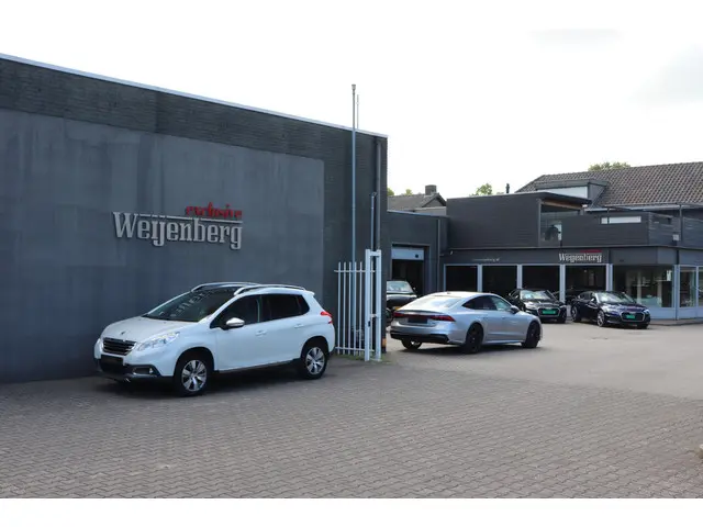 Peugeot 2008 1.2 Automaat Allure 2016 Benzine 22