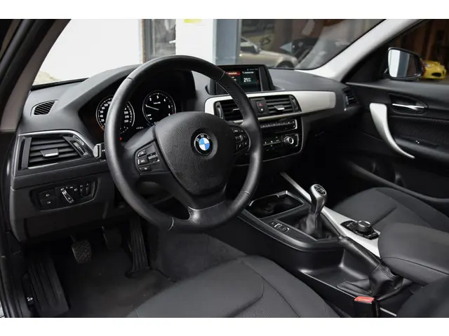BMW 1 Serie 116d *Navi | Cruise | Clima | Nette auto* 2017 Diesel 11