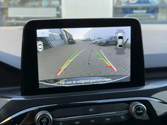 Ford Kuga 2.5 PHEV ST-Line X 2023 Hybride Benzine 28