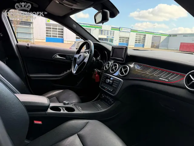 Mercedes-Benz GLA 200 Ambition Automaat 2014 Benzine 4