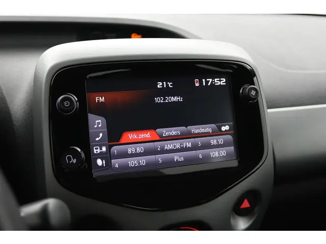 Toyota Aygo 1.0 VVT-i x-play 2021 Benzine 43