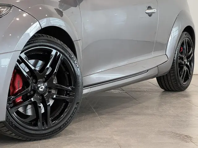 Renault Mégane Coupé 2.0 Turbo 250 RS 2012 Benzine 13