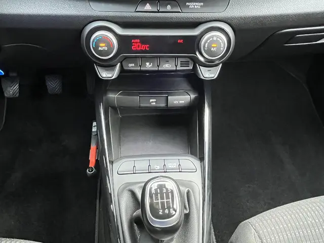 Kia Stonic 1.0 T-GDi MHEV DynamicLine 2021 Benzine 39