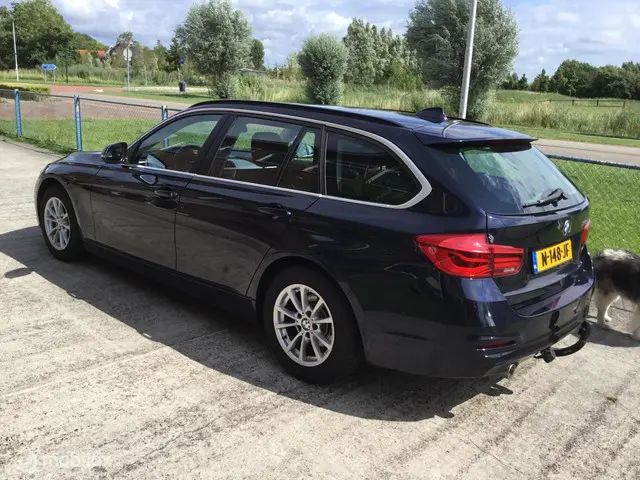 BMW 3 Serie Touring 318d - APK NIEUW 2017 Diesel 6