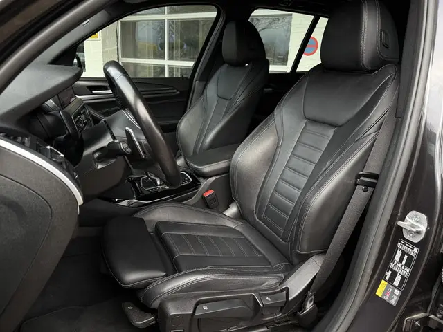 BMW X3 xDrive30e 2022 Hybride Benzine 5