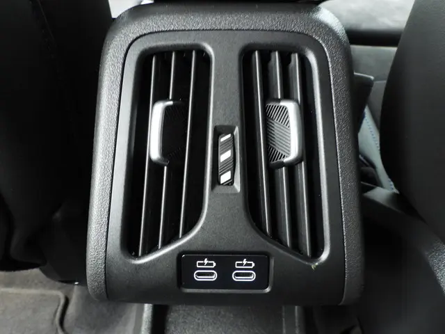 BMW 2 Serie Active Tourer 218i 2024 Benzine 19