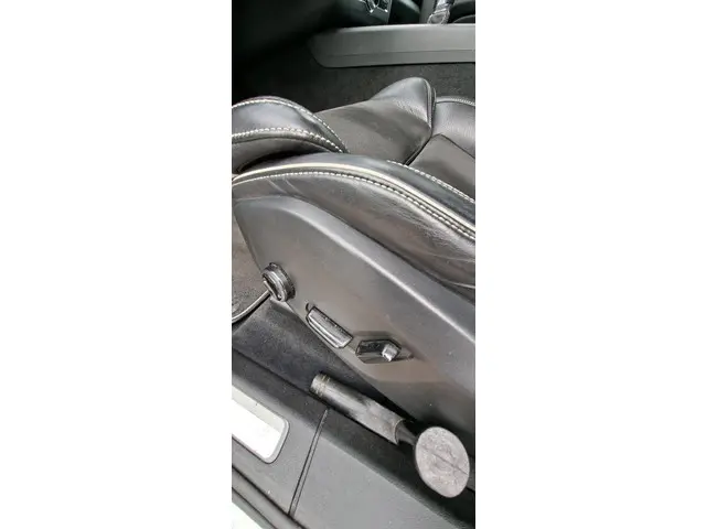 Volvo XC60 2.0 T5 AWD R-Design 2017 Benzine 6