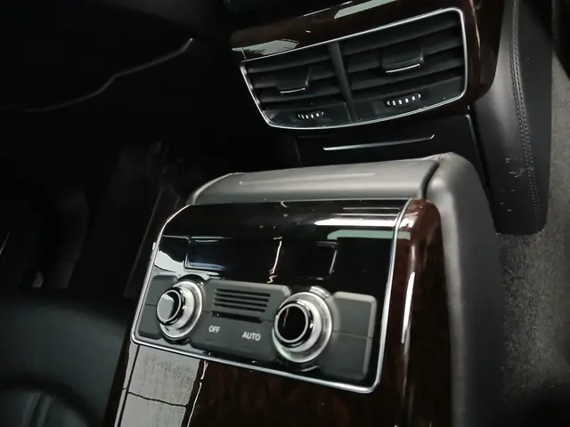Audi A8 2.0 TFSI Hy. Pro L.+ 2012 Hybride Benzine 12