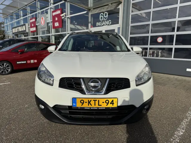Nissan QASHQAI 1.6 Connect Edition 2013 Benzine 2
