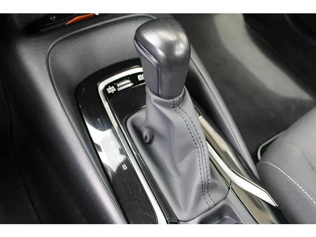 Toyota Corolla 1.8 Hybrid Business 2022 Hybride Benzine 20