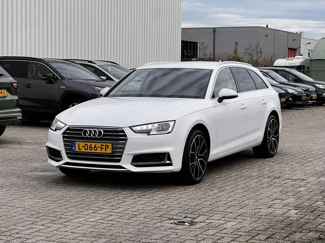Audi A4 Avant 40 TFSI Design Pro Line Plus 2019 Benzine 7