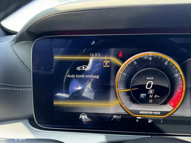 Mercedes-Benz E-Klasse AMG 63 S 4MATIC+ 2019 Benzine 26