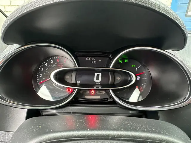 Renault Clio Estate 0.9 TCe Bose 2020 Benzine 13