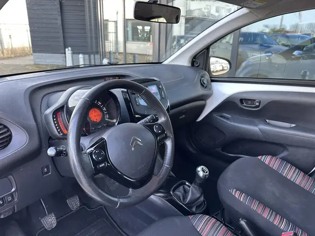 Citroën C1 1.0 VTi Feel 2022 Benzine 8