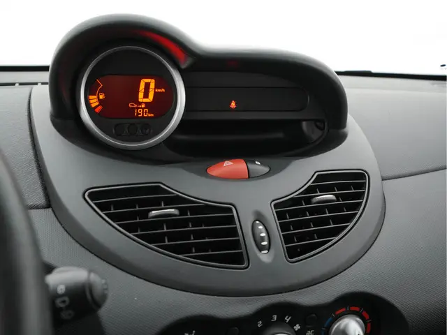 Renault Twingo 1.2 16V Parisienne 2013 Benzine 14