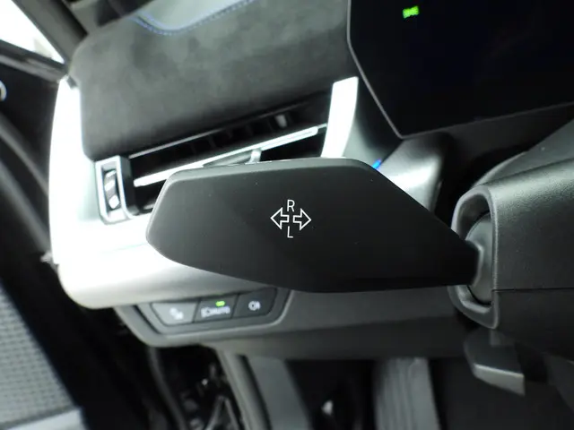 BMW X1 xDrive25e 2026 Hybride Benzine 32