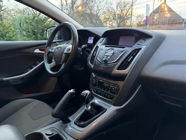 Ford Focus Wagon 1.0 EcoBoost Edition Plus 2014 Benzine 12