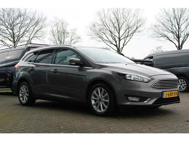 Ford Focus Wagon 1.0 Titanium 2016 Benzine 6