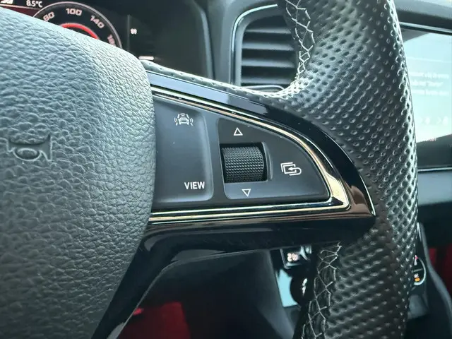 Škoda Karoq 1.5 TSI ACT Sportline Business 2020 Benzine 15