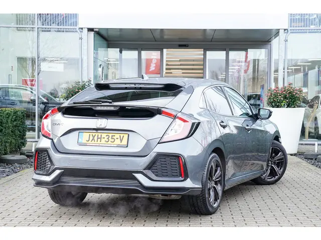 Honda Civic 1.0i VTEC ELEGANCE TURBO 2017 Benzine 3