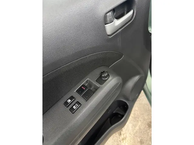 Suzuki Splash 1.2 Comfort Automaat/Airco 2013 Benzine 14