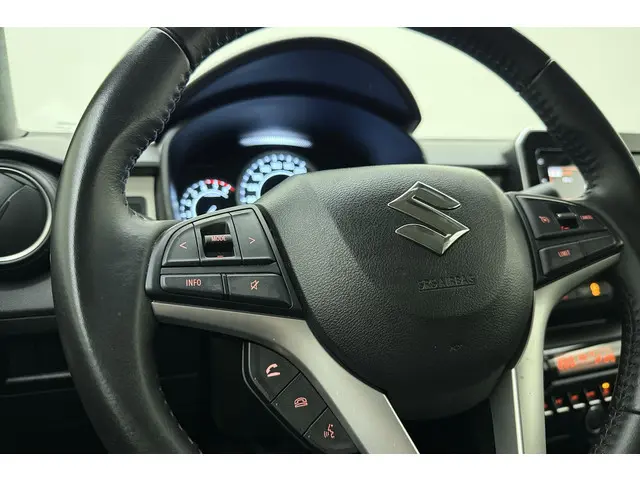 Suzuki Ignis 1.2 Smart Hybrid Style 2020 Benzine 17