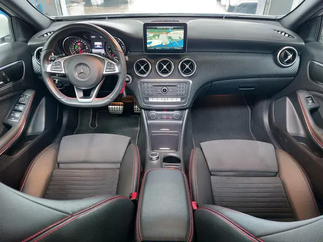 Mercedes-Benz A-Klasse 2