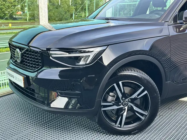 Volvo XC40 2.0 B4 Plus Dark 2024 Benzine 25