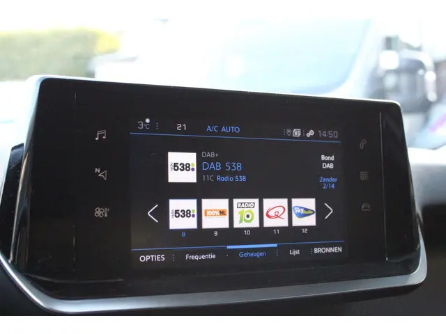 Peugeot 2008 1.5 BlueHDi Blue Lease Active 2021 Diesel 24