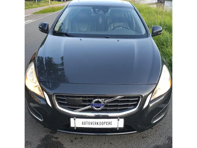 Volvo S60 2.0 T5 Momentum 2013 Benzine 19