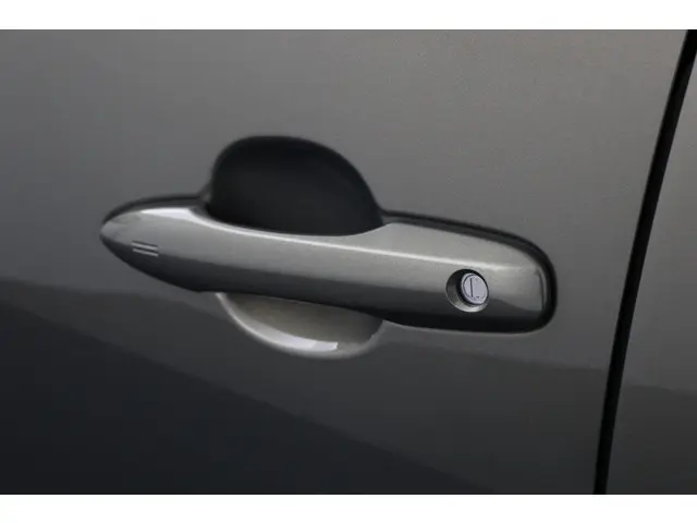 Toyota Yaris 1.5 VVT-i Dynamic 2021 Benzine 37