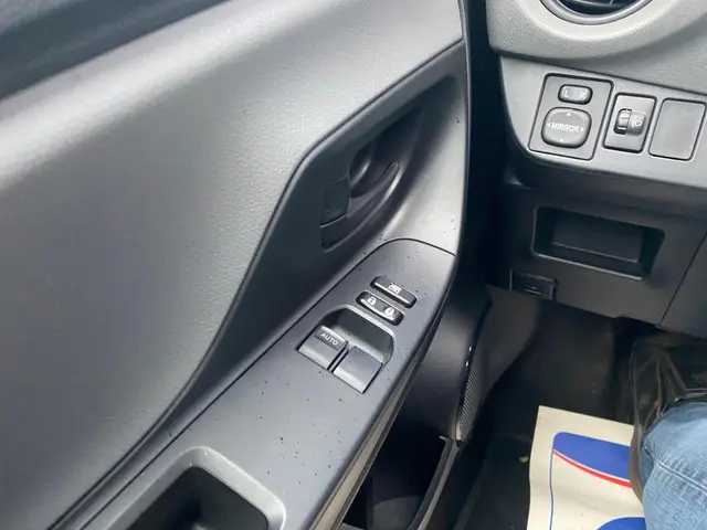 Toyota Yaris 1.0 VVT-i Trend airco 2016 Benzine 16