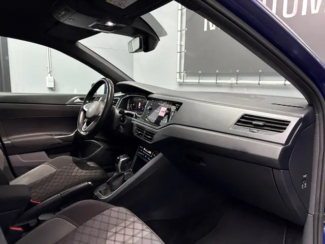 Volkswagen Polo 1.0 TSI R-Line Aut 2021 Benzine 9