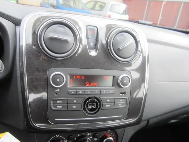 Dacia Sandero 0.9 TCe SL Royaal 2018 Benzine 15