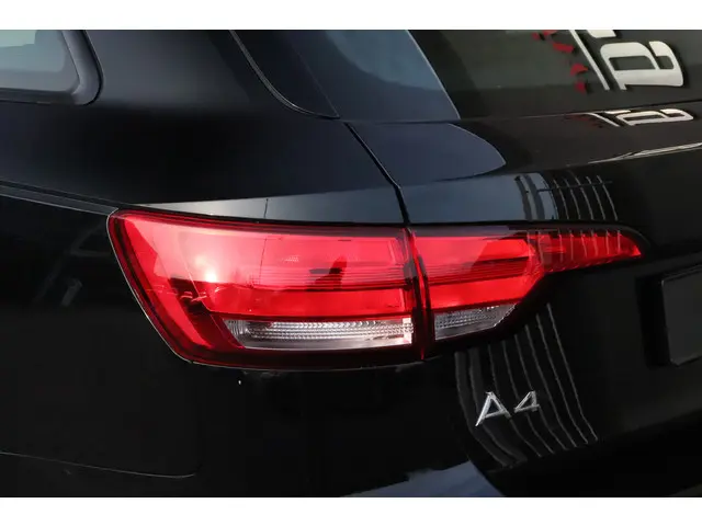 Audi A4 Avant 35 TFSI Sport S-line 2019 Benzine 25