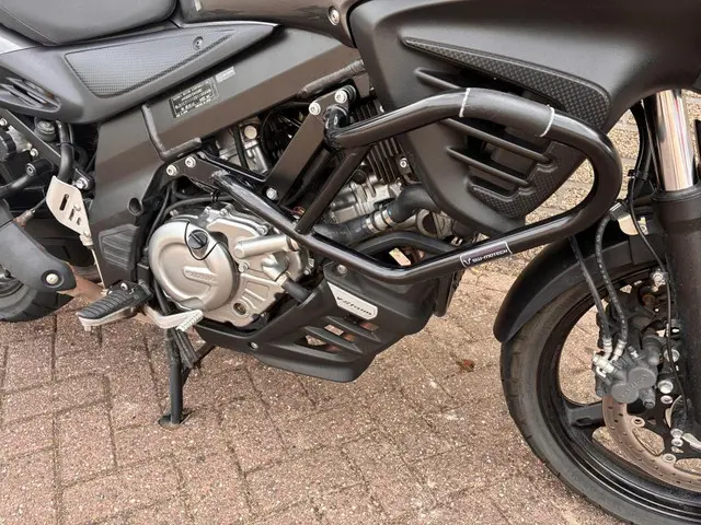Suzuki V-Strom All-Road DL650 ABS. 2013 Benzine 9