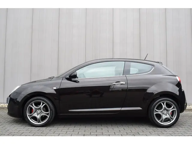 Alfa Romeo MiTo 3