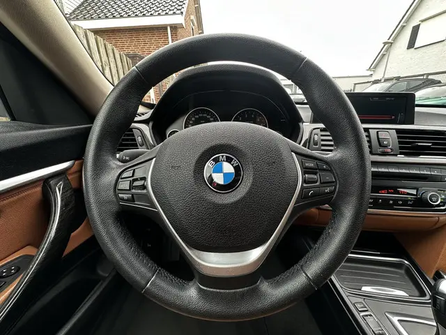 BMW 3 Serie Gran Turismo 320i Luxury Line 2013 Benzine 9